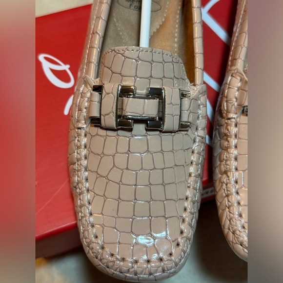 Impo Brea Mini Croco Patent Loafers 6.5 M - Picture 4 of 10